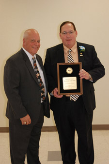 Award, Dr. Tom Seymour